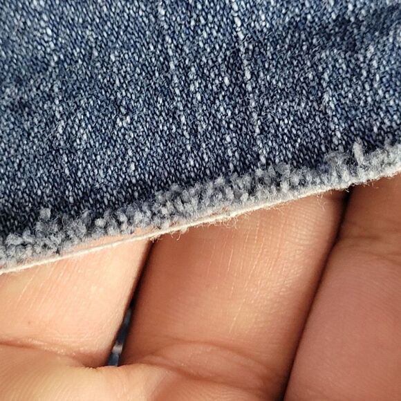 Levi's Upcycled Bleached Cutoff Jean Shorts 4 Mid Rise Stretch 5 Pocket Raw Hem - Picture 8 of 14